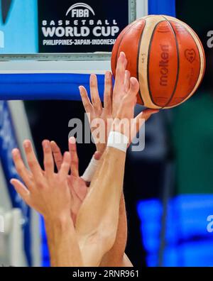 Manila, Philippines. 2nd Sep, 2023. Players from Jordan and Mexico compete during the classification round 17-32 match at the 2023 FIBA World Cup in Manila, the Philippines, Sept. 2, 2023. Credit: Rouelle Umali/Xinhua/Alamy Live News Stock Photo