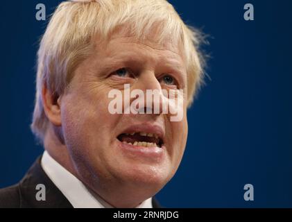 (171003) -- MANCHESTER (BRITAIN), Oct. 3, 2017 -- British Foreign Secretary Boris Johnson delivers his keynote speech at the Conservative Party s annual conference in Manchester, Britain, on Oct. 3, 2017. The Conservative Party s annual conference is held here from Oct. 1 to Oct. 4. ) BRITAIN-MANCHESTER-CONSERVATIVE PARTY-ANNUAL CONFERENCE-BORIS JOHNSON HanxYan PUBLICATIONxNOTxINxCHN Stock Photo