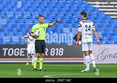 Deinze, Belgium. 02nd Sep, 2023. Team Deinze celebrating after a soccer  game between KMSK Deinze and FC Luik on the fourth matchday in the  Challenger Pro League for the 2023-2024 on September