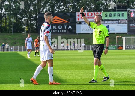 Deinze, Belgium. 02nd Sep, 2023. Team Deinze celebrating after a soccer  game between KMSK Deinze and FC Luik on the fourth matchday in the  Challenger Pro League for the 2023-2024 on September
