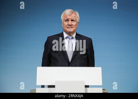 (180112) -- BERLIN, Jan. 12, 2018 -- Leader of German Christian Social Union (CSU) Horst Seehofer attends a joint press conference after coalition talks at the headquarters of SPD, in Berlin, Germany, on Jan. 12, 2018. German Chancellor Angela Merkel s conservatives and the Social Democrats (SPD) on Friday achieved a breakthrough in their exploratory talks aimed at forming a new coalition government, local media reported. )(srb) GERMANY-BERLIN-COALITION TALKS-BREAKTHROUGH ShanxYuqi PUBLICATIONxNOTxINxCHN Stock Photo