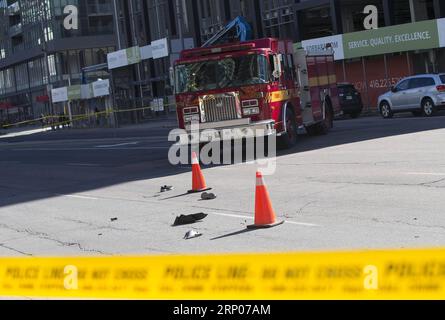 (180424) -- TORONTO, April 24, 2018 -- Photo taken on April 23, 2018 shows shoes on the street after a van struck pedestrians in Toronto, Canada. At least nine people were killed and 16 others injured after a van plowed into pedestrians in Toronto s northern suburbs on Monday, police said. ) (zxj) CANADA-TORONTO-VEHICLE-ATTACK ZouxZheng PUBLICATIONxNOTxINxCHN Stock Photo