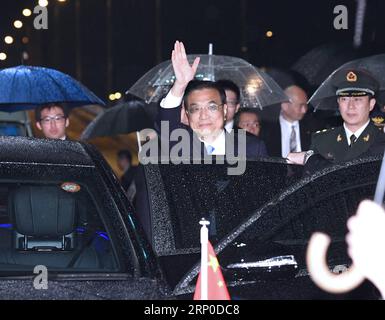 (180508) -- TOKYO, May 8, 2018 -- Chinese Premier Li Keqiang arrives in Tokyo, capital of Japan, for an official visit to Japan and the 7th China-Japan-Republic of Korea (ROK) leaders meeting, May 8, 2018. ) (lb) JAPAN-TOKYO-CHINA-LI KEQIANG-VISIT RaoxAimin PUBLICATIONxNOTxINxCHN Stock Photo