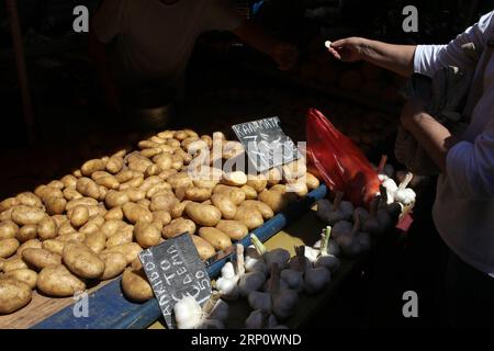 (180527) -- ATHENS, May 27, 2018 -- People buy products at a farmer s market in Athens, Greece, on May 26, 2018.) (dtf) GREECE-ATHENS-FARMER MARKET-ECONOMY MariosxLolos PUBLICATIONxNOTxINxCHN Stock Photo