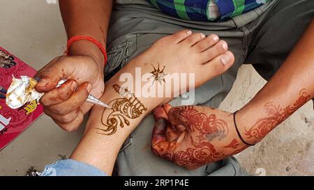 Harin dalal | Mehndi designs for fingers, Mehndi designs, Dulhan mehndi  designs