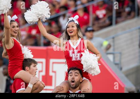 Houston, TX, USA. 2nd Sep, 2023. Houston Cougars cheerleaders perform during a game between the UTSA Roadrunners and the Houston Cougars in Houston, TX. Trask Smith/CSM/Alamy Live News Stock Photo