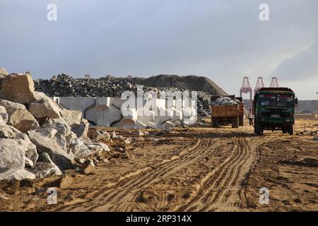 (180916) -- BEIJING, Sept. 16, 2018 -- Stones are transported to the construction site of the Colombo Port City, in Colombo, Sri Lanka, June 8, 2018. ) (hy) Xinhua Headlines: Five years on, Belt and Road projects change the lives of many ZhuxRuiqing PUBLICATIONxNOTxINxCHN Stock Photo