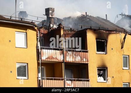 A suspected detonation has occurred in an apartment building in Norrköping early on Sunday morning. A fire has spread to the attic and caused the roof to collapse. At least 150 people are said to have been evacuated from their homes. Stock Photo