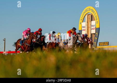 Kalgoorlie Races Horse racing, Kalgoorlie Boulder Racing Club, Western Australia Stock ...