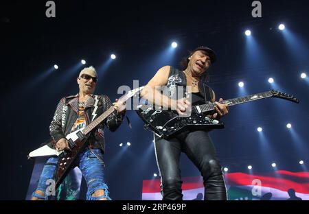 (181028) -- BEIRUT, Oct. 28, 2018 -- Members of German legendary rock band Scorpions perform in Beirut, Lebanon, on Oct. 27, 2018. Scorpions arrived in Beirut for a show during their Crazy world Tour 2018. )(zhf) LEBANON-BEIRUT-SCORPIONS-SHOW BilalxJawich PUBLICATIONxNOTxINxCHN Stock Photo