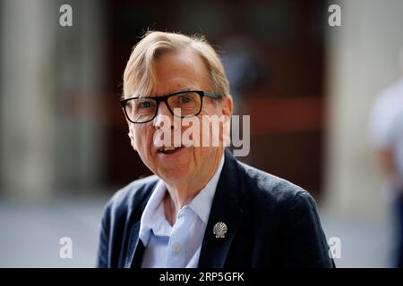 Timothy Spall, actor, departs Broadcasting House following the recording of Sunday with Laura Kuenssberg.  Guests at the BBC’s Sunday with Laura Kuens Stock Photo