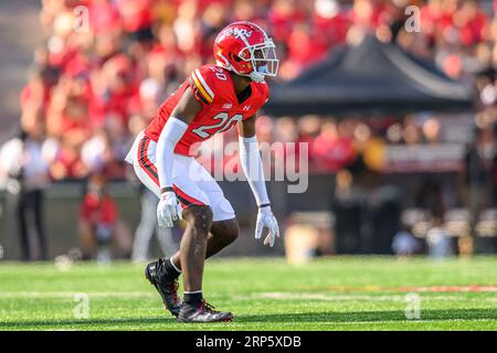 College Park, MD, USA. 02nd Sep, 2023. Maryland Terrapins defensive back Perry Fisher (20) moves into position during the NCAA football game between the Maryland Terrapins and the Towson Tigers at SECU Stadium in College Park, MD. Reggie Hildred/CSM/Alamy Live News Stock Photo