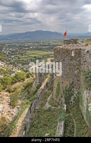 Medieval Rosafa Fortress Overlooking Drin River Valley Stock Photo - Alamy