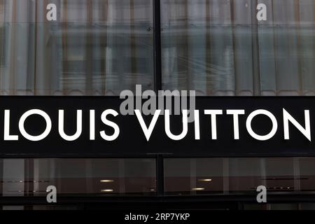 Louis Vuitton In Hamburg Germany