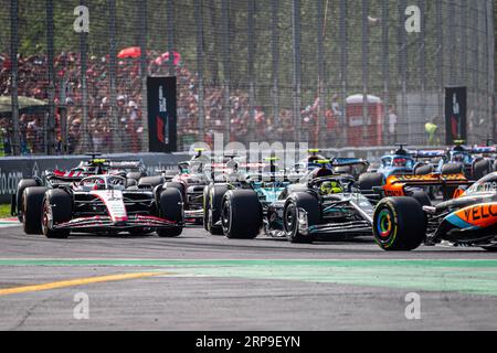 Monza, Italy. 03rd Sep, 2023. Drivers start the Italian F1 Grand Prix race at the Autodromo Nazionale Monza. Credit: SOPA Images Limited/Alamy Live News Stock Photo