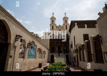 (190413) -- CAIRO, April 13, 2019 (Xinhua) -- Photo taken on April 13, 2019 shows the Hanging Church in Coptic Cairo, part of the old quarter of the Egyptian capital Cairo. (Xinhua/Wu Huiwo) EGYPT-CAIRO-COPTIC-HISTORICAL SITES PUBLICATIONxNOTxINxCHN Stock Photo