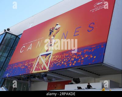 (190513) -- CANNES, May 13, 2019 (Xinhua) -- Workers make preparations for the 72nd edition of Cannes Film Festival in Cannes, France, on May 13, 2019. The 72nd edition of Cannes Film Festival will kick off on May 14. (Xinhua/Gao Jing) FRANCE-CANNES-72ND FILM FESTIVAL PUBLICATIONxNOTxINxCHN Stock Photo