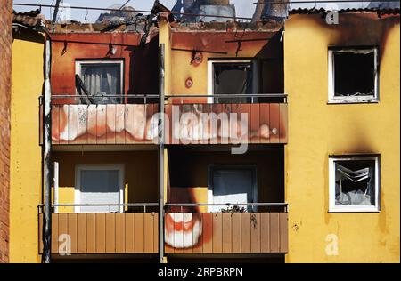 A suspected detonation has occurred in an apartment building in Norrköping early on Sunday morning. A fire has spread to the attic and caused the roof to collapse. At least 150 people are said to have been evacuated from their homes. Stock Photo