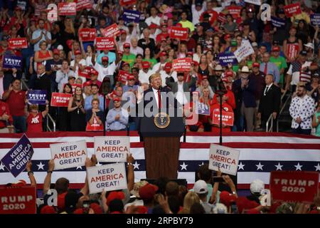 (190619) -- ORLANDO, June 19, 2019 -- U.S. President Donald Trump participates in a rally in Orlando, Florida, the United States, June 18, 2019. Trump formally kicked off his 2020 re-election campaign at a rally in Orlando on Tuesday night. ) U.S.-ORLANDO-2020 RE-ELECTION CAMPAIGN-TRUMP LiuxJie PUBLICATIONxNOTxINxCHN Stock Photo
