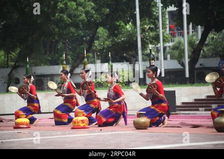 Dhaka Bangladesh 09,August 2023. Tribal performers wearing traditional ...