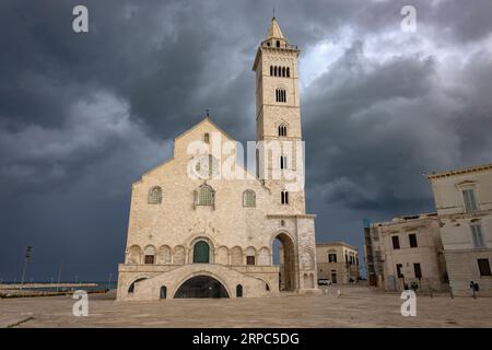 TRANI, ITALY, JULY, 8, 2022 - The Basilica Cathedral of the Blessed Virgin Mary of the Assumption in Trani, Apulia, Italy Stock Photo