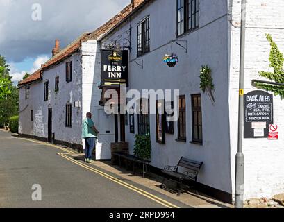 16th century Ferry Inn, in the village of Cawood, North Yorkshire, England UK Stock Photo