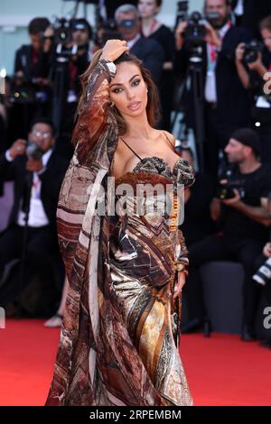 Filmfestspiele in Venedig - Joker Premiere (190901) -- VENICE, Sept. 1, 2019 -- Model Madalina Diana Ghenea poses on the red carpet for the premiere of the film Joker during the 76th Venice International Film Festival in Venice, Italy, Aug. 31, 2019. ) ITALY-VENICE-FILM FESTIVAL-JOKER-PREMIERE ZhangxCheng PUBLICATIONxNOTxINxCHN Stock Photo
