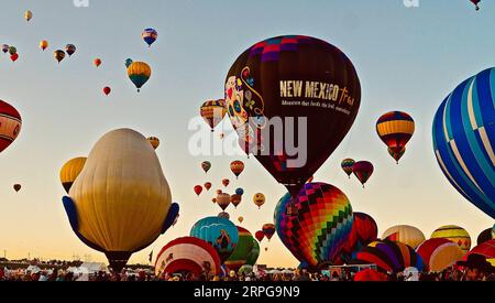 191009 -- BEIJING, Oct. 9, 2019 -- Hot air balloons are seen at the Albuquerque International Balloon Fiesta in Albuquerque of New Mexico, the United States, on Oct. 7, 2019. Photo by Richard Lakin/Xinhua XINHUA PHOTOS OF THE DAY gaolu PUBLICATIONxNOTxINxCHN Stock Photo