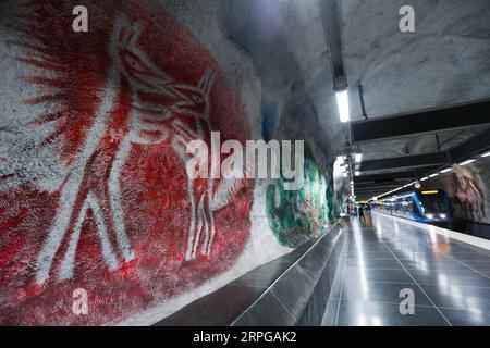 191010 -- STOCKHOLM, Oct. 10, 2019 -- A train arrives at the Tensta metro station in Stockholm, Sweden, Oct. 8, 2019. Till now, Stockholm s subway system consists of one hundred stations, each with unique art on its platform, walls or waiting hall. Since 1957, artists have been greatly involved in the building of new stations, and they also added beautiful statues, murals, and installations to the older stations.  SWEDEN-STOCKHOLM-TRANSPORTATION-METRO-ART ZhengxHuansong PUBLICATIONxNOTxINxCHN Stock Photo