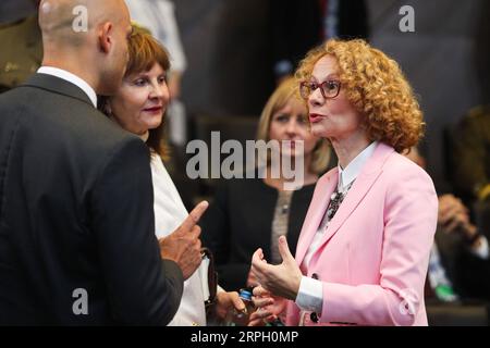 191025 -- BRUSSELS, Oct. 25, 2019 -- North Macedonia s Defense Minister Radmila Sekerinska R attends the meeting of the North Atlantic Council in Defence Ministers session at the NATO headquarters in Brussels, Belgium, Oct. 25, 2019.  BELGIUM-BRUSSELS-NATO-DM-SESSION ZhengxHuansong PUBLICATIONxNOTxINxCHN Stock Photo