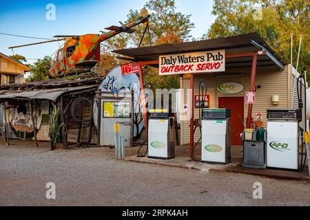 Notable for the helicopter wreck on its roof, The Daly Waters Pub, and service station in Daly Waters an isolated town (pop. 55) 820 kilometres south of Darwin in the Northern Territory. Stock Photo