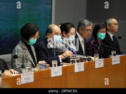 200207 -- HONG KONG, Feb. 7, 2020 -- Chief Secretary for Administration Matthew Cheung 2nd L and major officials of relevant departments of the Hong Kong Special Administrative Region HKSAR government attend a press conference in Hong Kong, south China, Feb. 7, 2020. TO GO WITH Mandatory quarantine for inbound travelers from Chinese mainland to take effect in Hong Kong  CHINA-HONG KONG-MAINLAND-TRAVELER-QUARANTINE-PRESS CONFERENCE CN LixGang PUBLICATIONxNOTxINxCHN Stock Photo