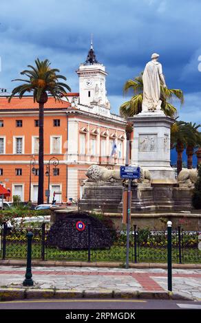 hotel de ville et statue de Napoleon, France, Corsica, Ajaccio Stock Photo
