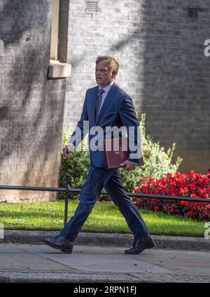 Downing Street, London, UK. 5th Sep, 2023. Grant Shapps MP, newly appointed Defence Secretary arrives in Downing Street for weekly Cabinet. Credit: Malcolm Park/Alamy Live News Stock Photo