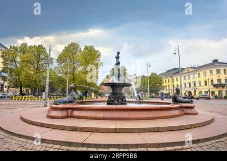 View of Havis Amanda fountain on Market Square near harbour of Helsinki. Finland Stock Photo