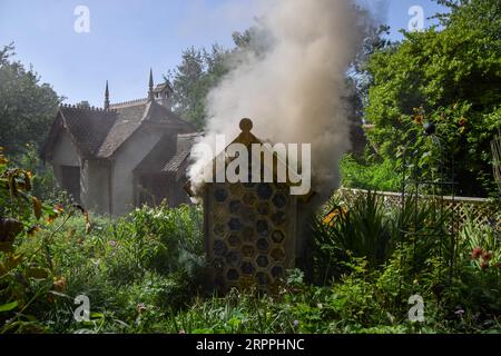 London, UK. 5th September 2023. A fire broke out in a structure which serves to shelter insects in St James's Park near the back of Downing Street. A person was detained for suspected arson. Credit: Vuk Valcic/Alamy Live News Stock Photo