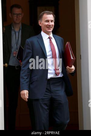 London, UK. 05th Sep, 2023. Chancellor of the Exchequer, Jeremy Hunt MP leaves a cabinet meeting at 10 Downing Street in London. Credit: SOPA Images Limited/Alamy Live News Stock Photo