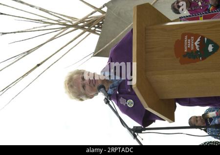 Montana Governor Judy Martz speaking at dedication ceremonies for the new Indian Memorial at Little Bighorn Battlefield National Monument in Montana Stock Photo