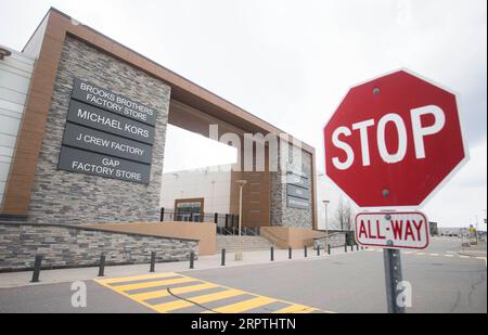 Justin on sale outlet mall