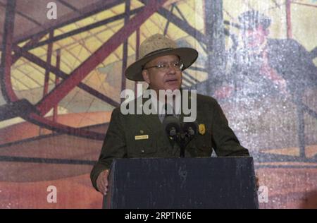 National Park Service historian Darrell Collins speaking at events marking the centennial of the first powered flight, Wright Brothers National Memorial, Kill Devil Hills, North Carolina Stock Photo