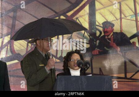 National Park Service historian Darrell Collins, left, was among the featured participants in events marking the centennial of the first powered flight, Wright Brothers National Memorial, Kill Devil Hills, North Carolina Stock Photo