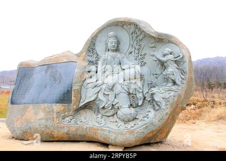 LUAN COUNTY - NOVEMBER 23: Stone carving bodhisattva in Hengshan Dajue Temple, on november 23, 2014, Luan County, Hebei Province, China Stock Photo