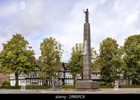 Leverhulme Memorial at Port Sunlight village on the Wirral, Merseyside, England Stock Photo