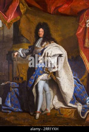 Portrait of louis xiv in his coronation hi res stock photography