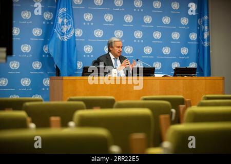 200929 -- UNITED NATIONS, Sept. 29, 2020 -- United Nations Secretary-General Antonio Guterres speaks at a joint press conference with Canadian Prime Minister Justin Trudeau and Jamaican Prime Minister Andrew Holness not in the picture after a high-level event on financing for development at the UN headquarters in New York, on Sept. 29, 2020. UN Secretary-General Antonio Guterres on Tuesday called for further debt relief for poor and middle-income countries for them to respond to COVID-19.  UN-SECRETARY-GENERAL-JOINT PRESS CONFERENCE-CANADA-JAMAICA-PM WangxYing PUBLICATIONxNOTxINxCHN Stock Photo