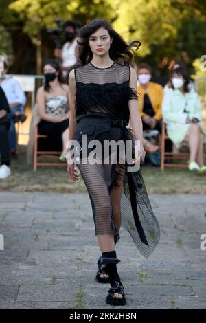 201012 -- LISBON, Oct. 12, 2020 -- A model presents a creation by Portuguese fashion designer Carlos Gil during Lisbon Fashion Week ModaLisboa Spring/Summer 2021 in Lisbon, Portugal, Oct. 11, 2020. Photo by /Xinhua PORTUGAL-LISBON-FASHION WEEK PetroxFiuza PUBLICATIONxNOTxINxCHN Stock Photo