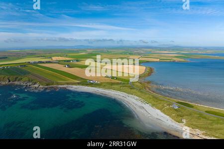 Aerial view of beaches at Taracliff Bay and Peter’s Pool at Sandi Sands on East Mainland, Upper Sanday, Orkney Islands, Scotland, UK. Stock Photo