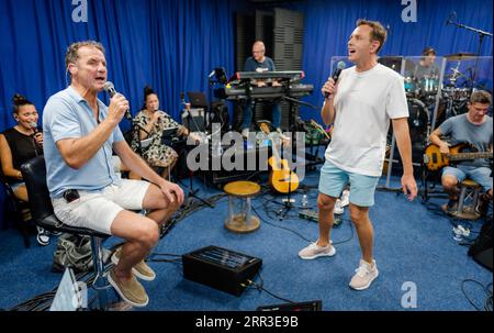 PURMEREND - John (L) and Kees de Bever during the rehearsal day of De Bevers Live in Ahoy. ANP MARCO DE SWART netherlands out - belgium out Stock Photo