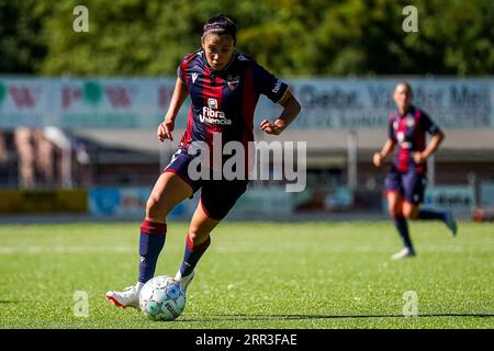 Enschede, Netherlands. 06th Sep, 2023. ENSCHEDE, NETHERLANDS - SEPTEMBER 6: Antonia of Levante UD dribbles with the ball during the UEFA Women's Champions League LP Group 1 Semi Final match between Levante UD and Stjarnan at the Sportpark Schreurserve on September 6, 2023 in Enschede, Netherlands (Photo by Rene Nijhuis/BSR Agency) Credit: BSR Agency/Alamy Live News Stock Photo