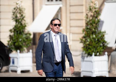 Paris, France. 06th Sep, 2023. Part of the Caledonian delegation and members of the 'nickel' working group at Hôtel de Matignon. Paris, September 6, 2023. Photos by Jérémy Paoloni/ABACAPRESS.COM Credit: Abaca Press/Alamy Live News Stock Photo